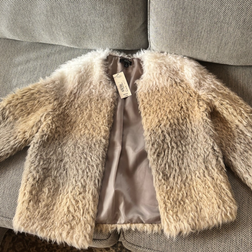 Never worn A.N.A coat size m